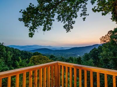 753 Matterhorn Dr, Sautee Nacoochee, GA, 30571