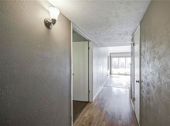 4th image of 5208 Bartlett Dr