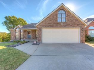 7745 S Hudson Ave, Tulsa, OK 74136