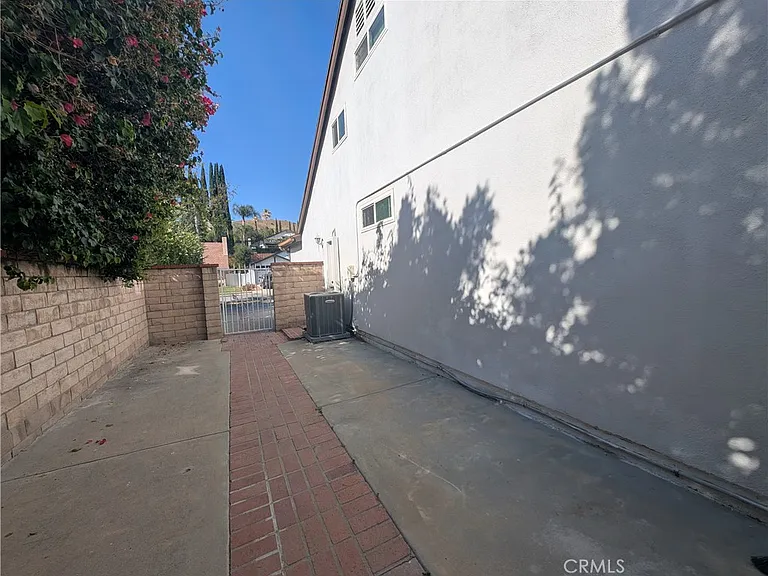 30516 Sandtrap Dr — Photo 27