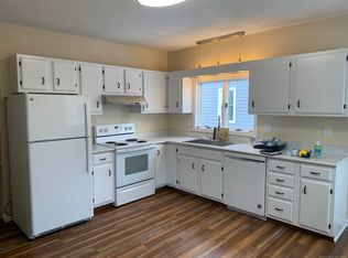10 Ford Dr, Old Saybrook, CT 06475