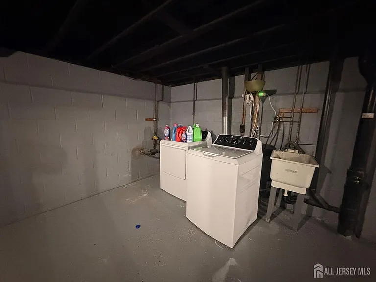 100 Riverbend Dr — Photo 11