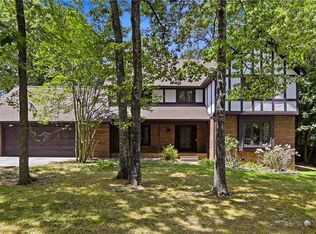 4103 Oak Hollow Dr, High Point, NC 27265