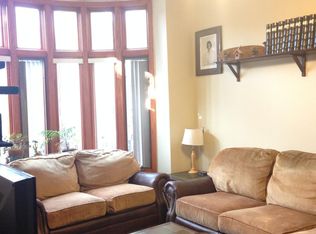 2125 W Huron St APT 1, Chicago, IL 60612