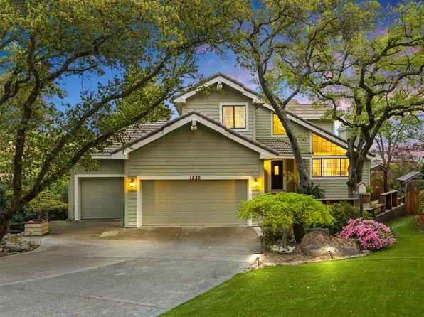 1530 Foxridge Cir, Auburn, CA 95603