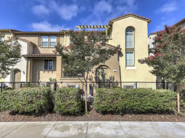 806 Mente Linda Loop, Milpitas, CA 95035