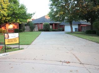 6604 NW Willow Tree Cir, Lawton, OK 73505