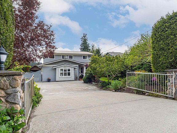3rd image of 6417 Marmot Rd