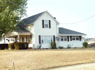 6026 N State Line Rd, Cayuga, IN 47928