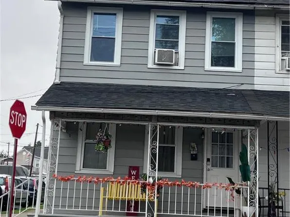 1015 3rd St N, Catasauqua, PA 18032