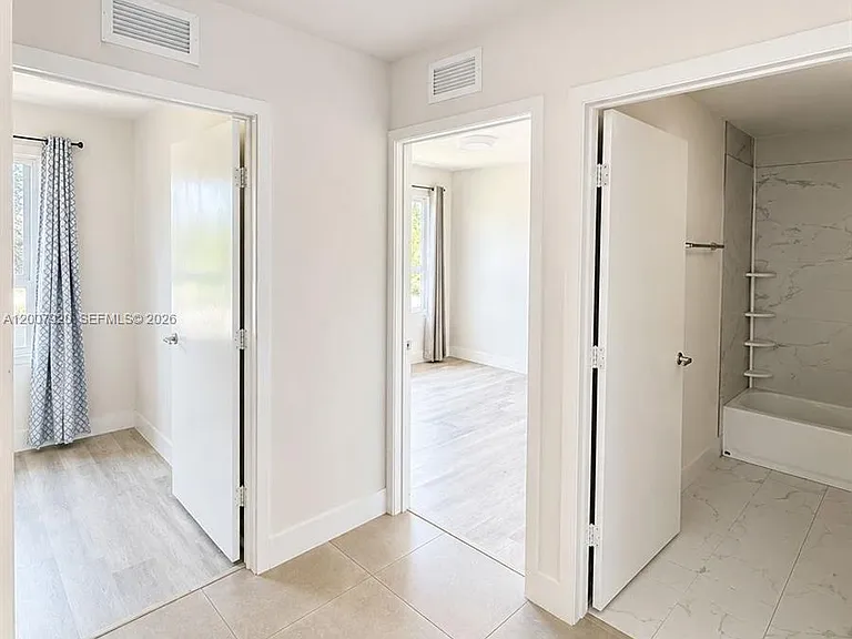 2505 NE 193rd St #4112 — Photo 10