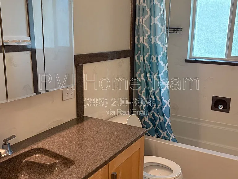 6068 S 2850 W — Photo 11
