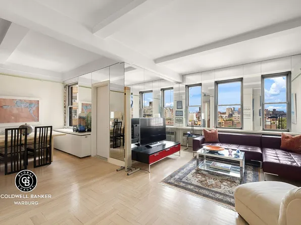 30 5th Ave APT 12C, New York, NY 10011