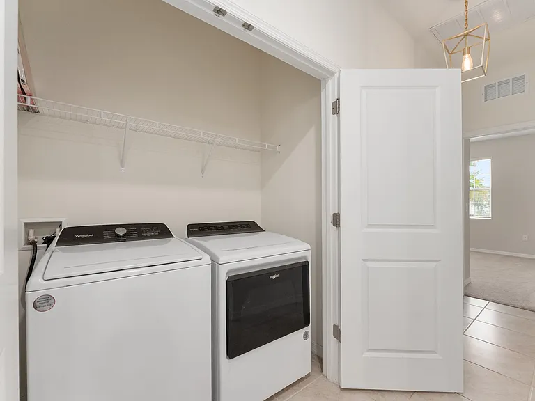 5347 NW 46th Lane Rd — Photo 33
