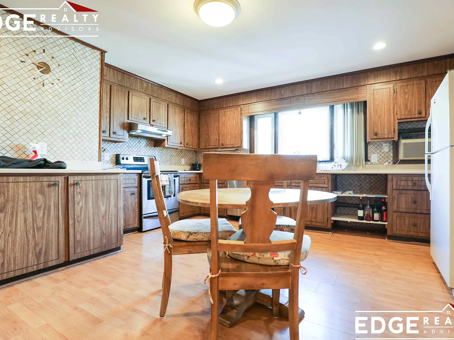 2 bed, 1.0 bath, $2,500 — Photo 3