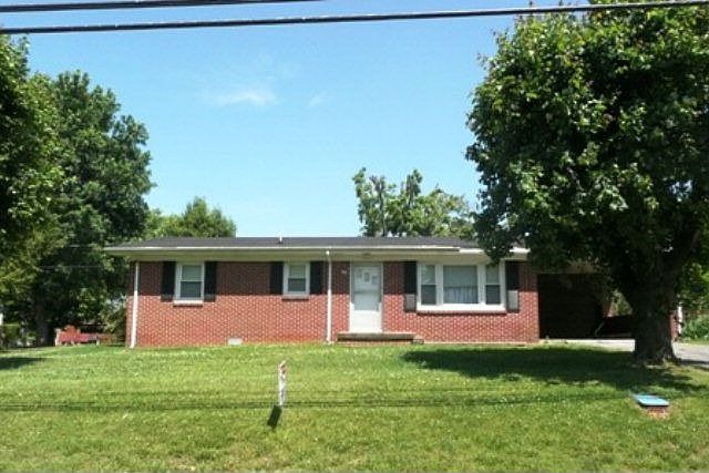 2nd image of 809 Oak St