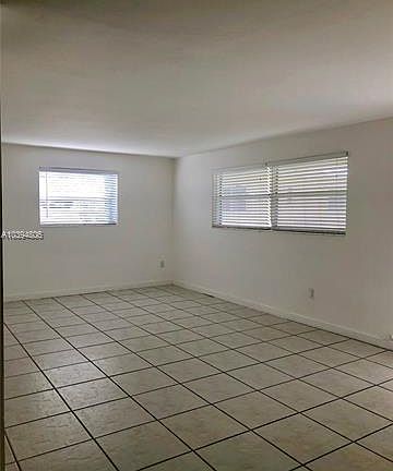 4th image of 950 Biarritz Dr APT 6