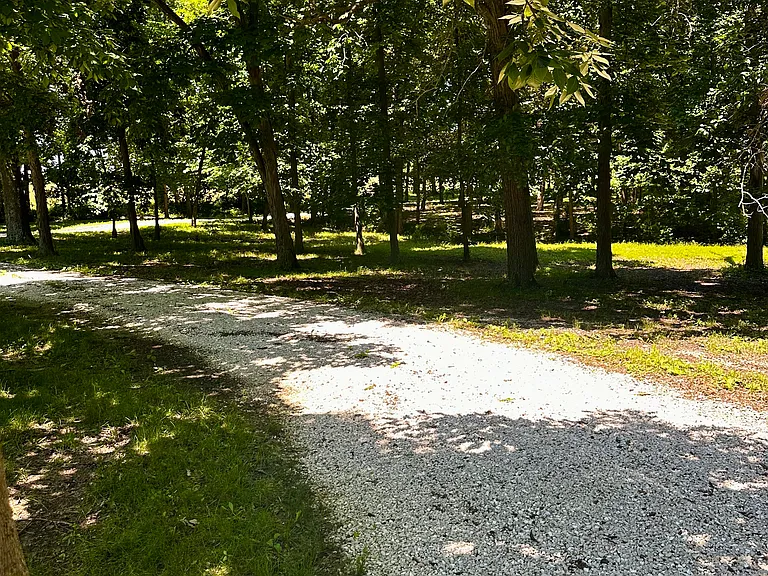 8100 E Mount Hope Rd — Photo 29