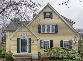 77 Hancock St, Lexington, MA 02420