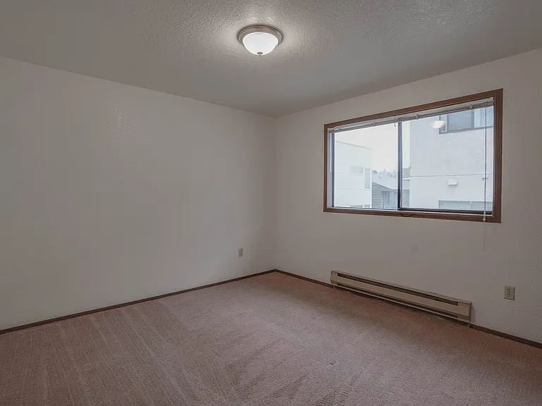 1122 NW Market St #5 — Photo 18