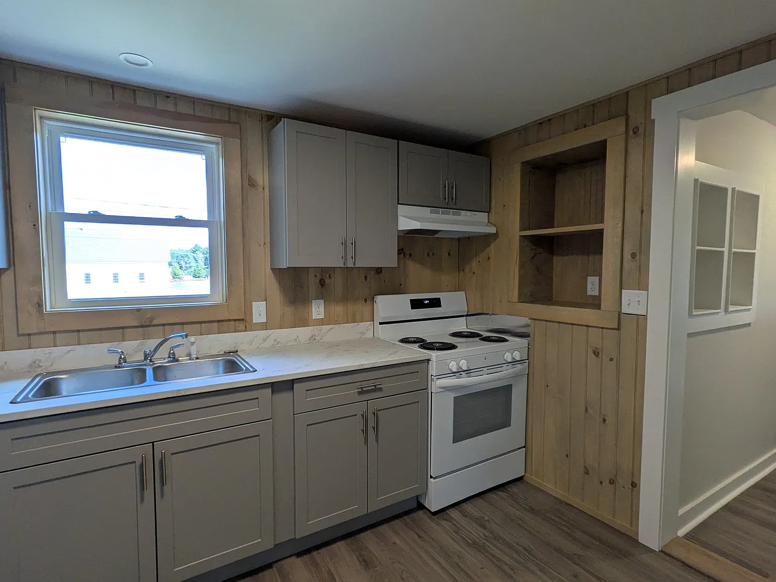 1 bed, 700 sqft, $1,700 — Photo 3