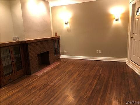 2nd image of 191 Norwalk Ave APT 1