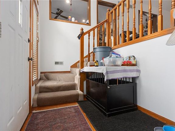 5th image of 11203 Chandler Rd