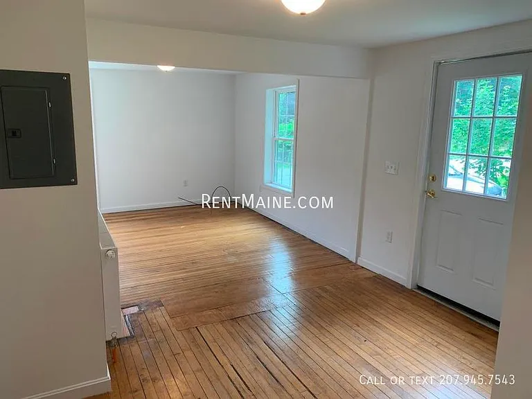 27 Margin St #1 — Photo 7