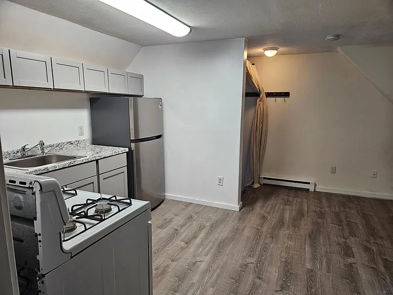 15A Fairchild Dr #15A — Photo 3