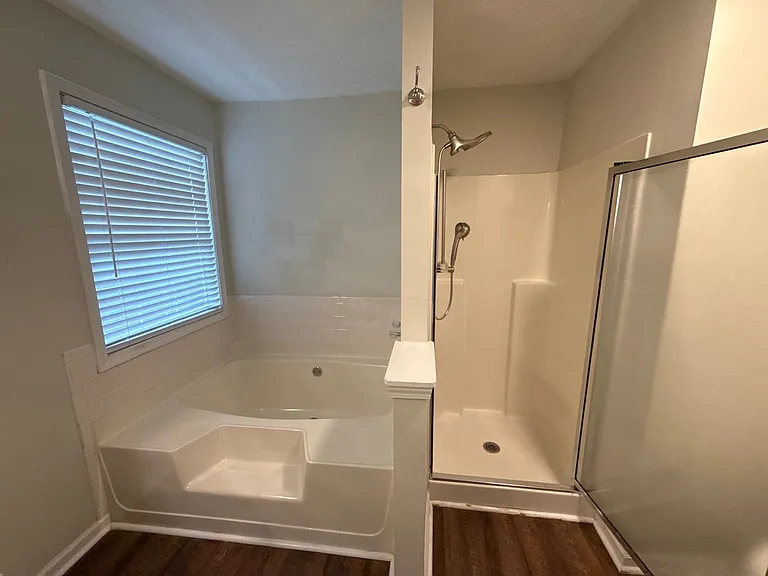 720 Trellis Pond Ct — Photo 7