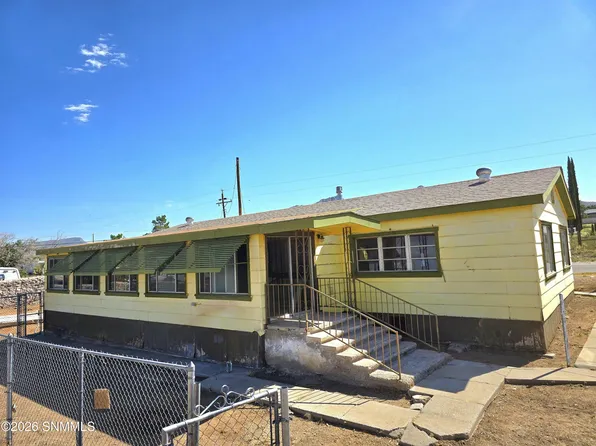 15785 Padre La Rue St, Organ, NM 88052