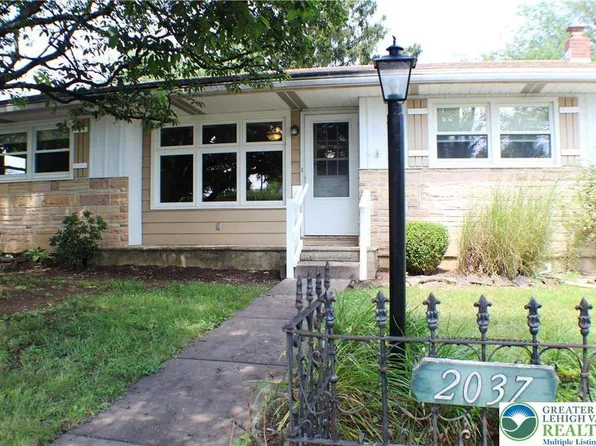 2037 Bert Ln, Allentown, PA 18104