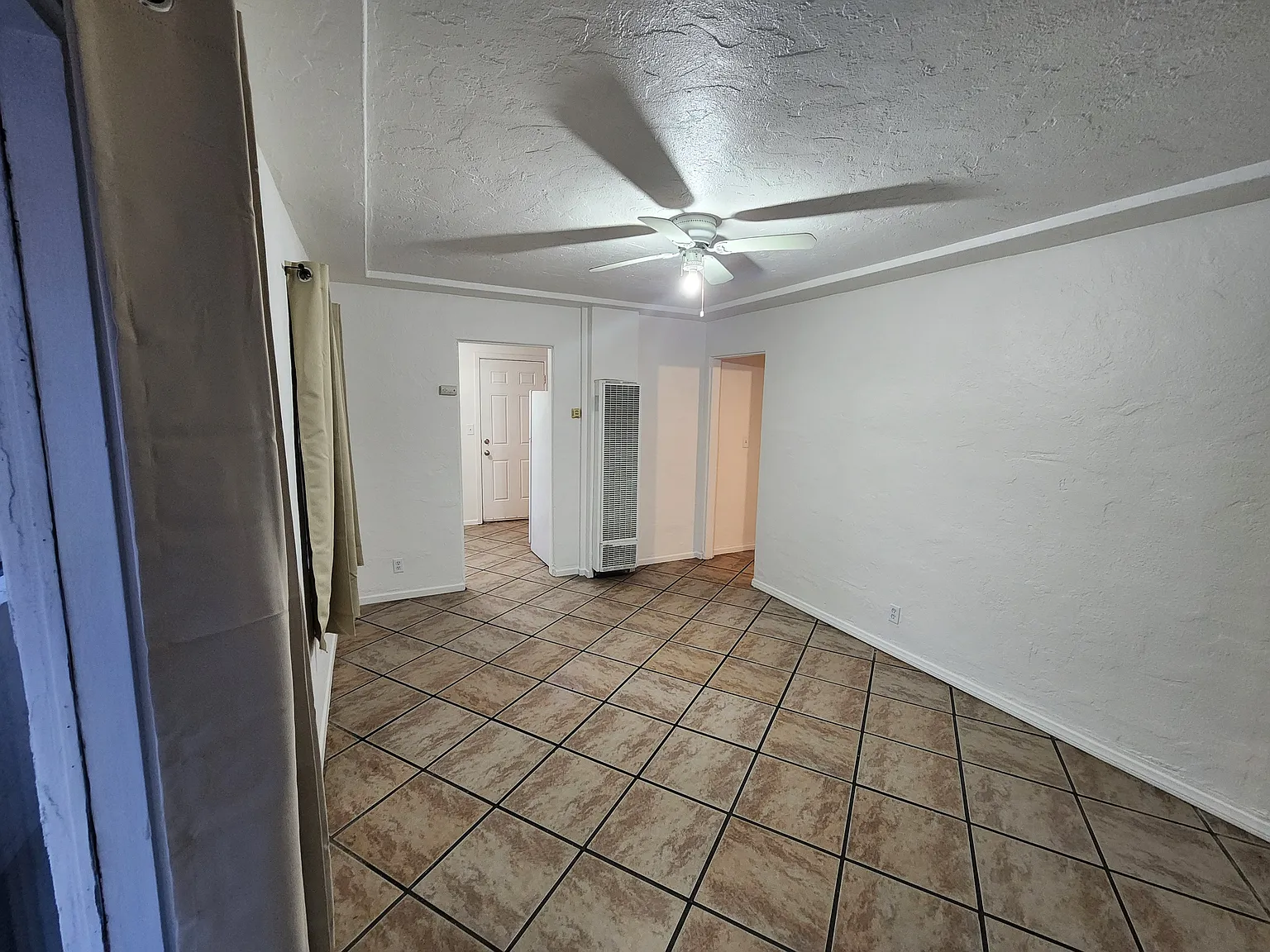 1 bed, $1,699 — Photo 2