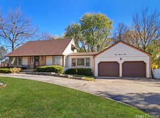 305 N Schoenbeck Rd, Prospect Heights, IL 60070