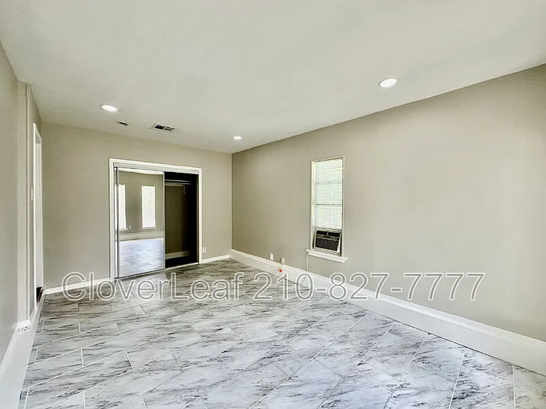 214 Basswood Dr — Photo 26