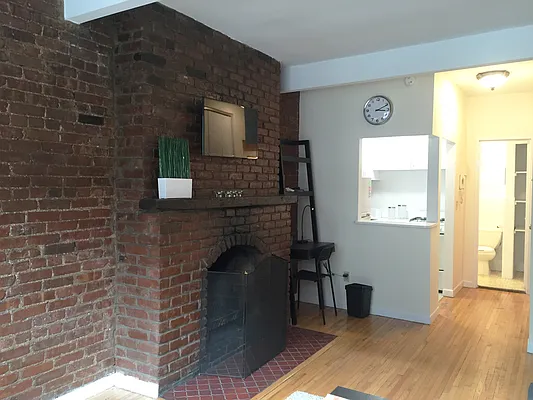 Rented by Walter & Samuels Inc | media 7