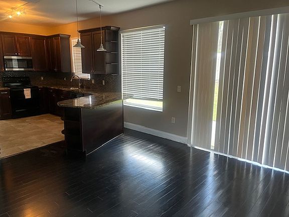 5th image of 5575 Berwood Dr