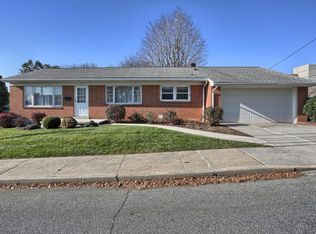 303 Taylor St, Lebanon, PA 17042