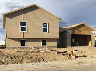 1740 Kalina Trl, Bar Nunn, WY 82601