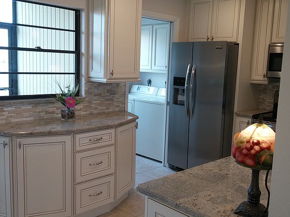 3rd image of 2531 Bayshore Gardens Pkwy ##26