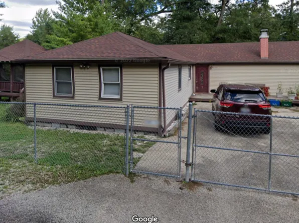 26823 N Poplar St, Wauconda, IL 60084