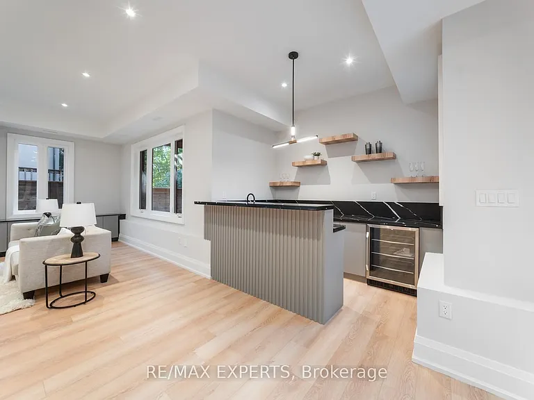 88 Moray Ave — Photo 41