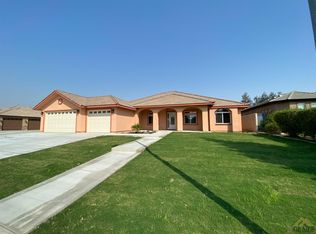 12518 Reina Rd, Bakersfield, CA 93312
