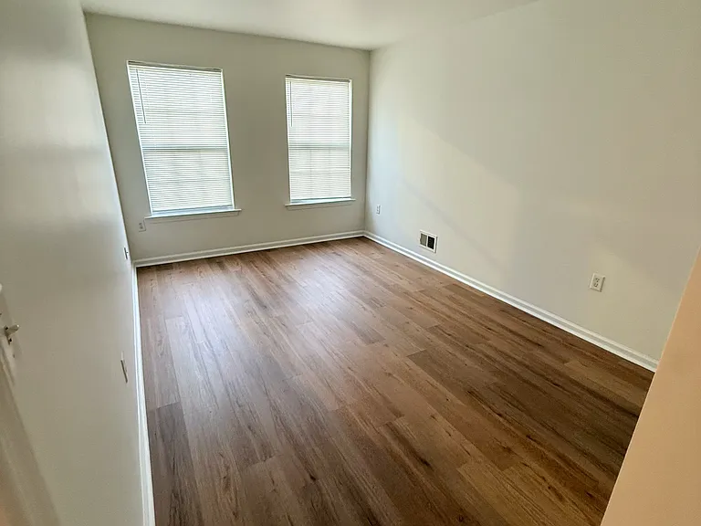 314 Helen Dr — Photo 9