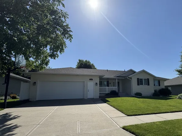 900 Eastridge St, Norfolk, NE 68701