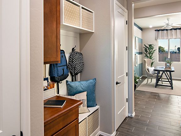 Convenient HovHall for storage