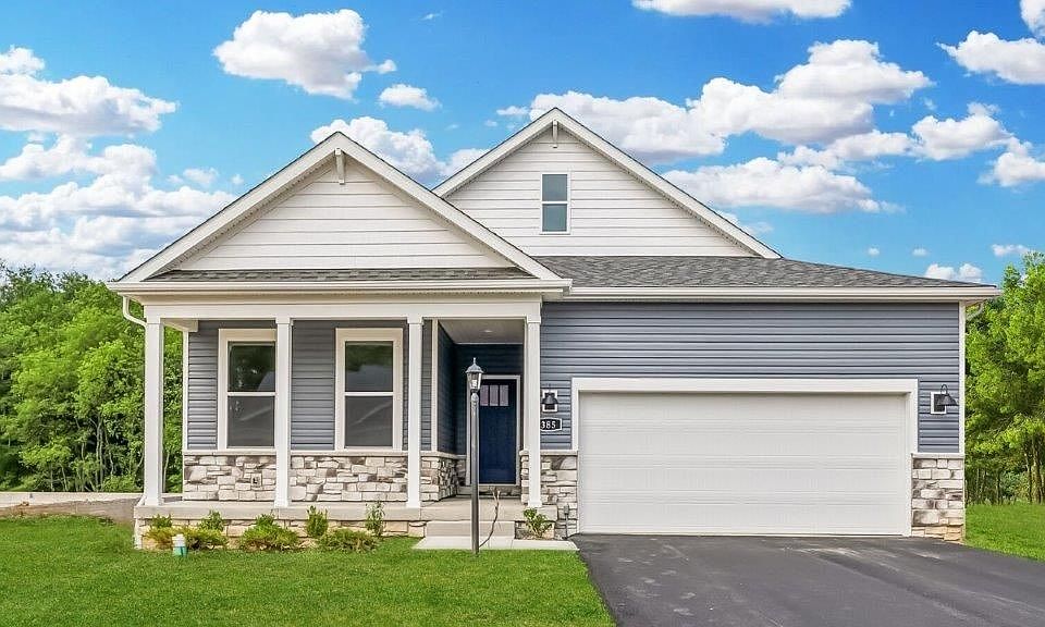1st image of 369 Gleneagles Dr