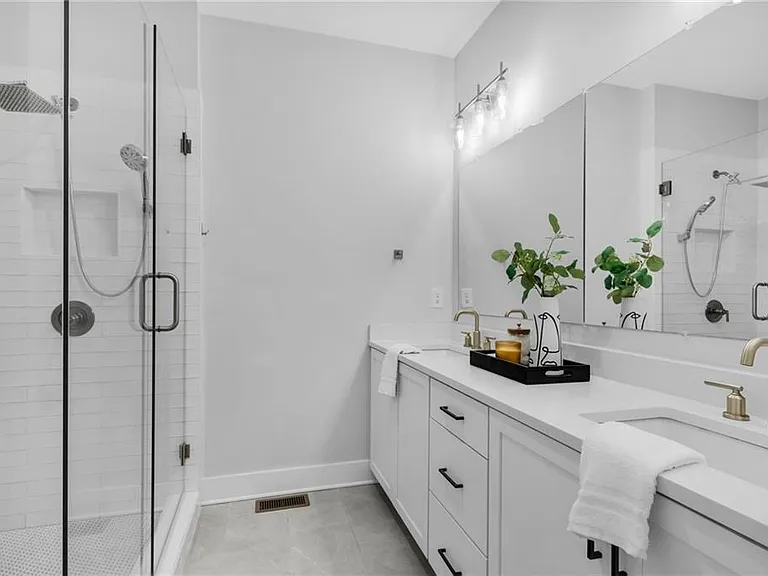 942 Spencer Ave — Photo 23