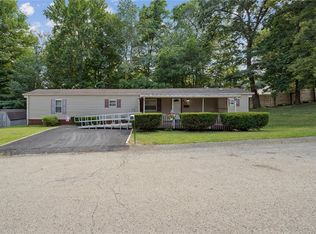 421 Perry Cir, Cranberry Township, PA