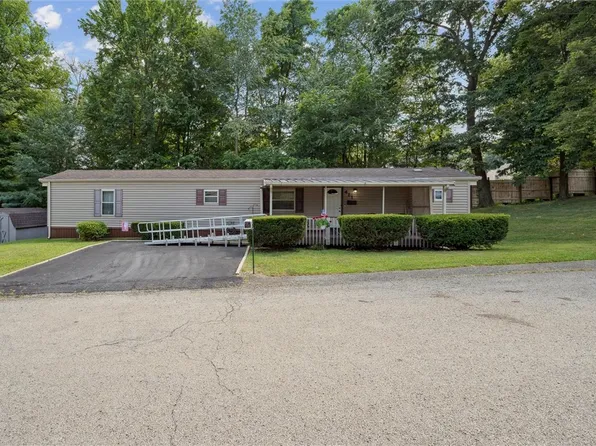 421 Perry Cir, Cranberry Township, PA 16066